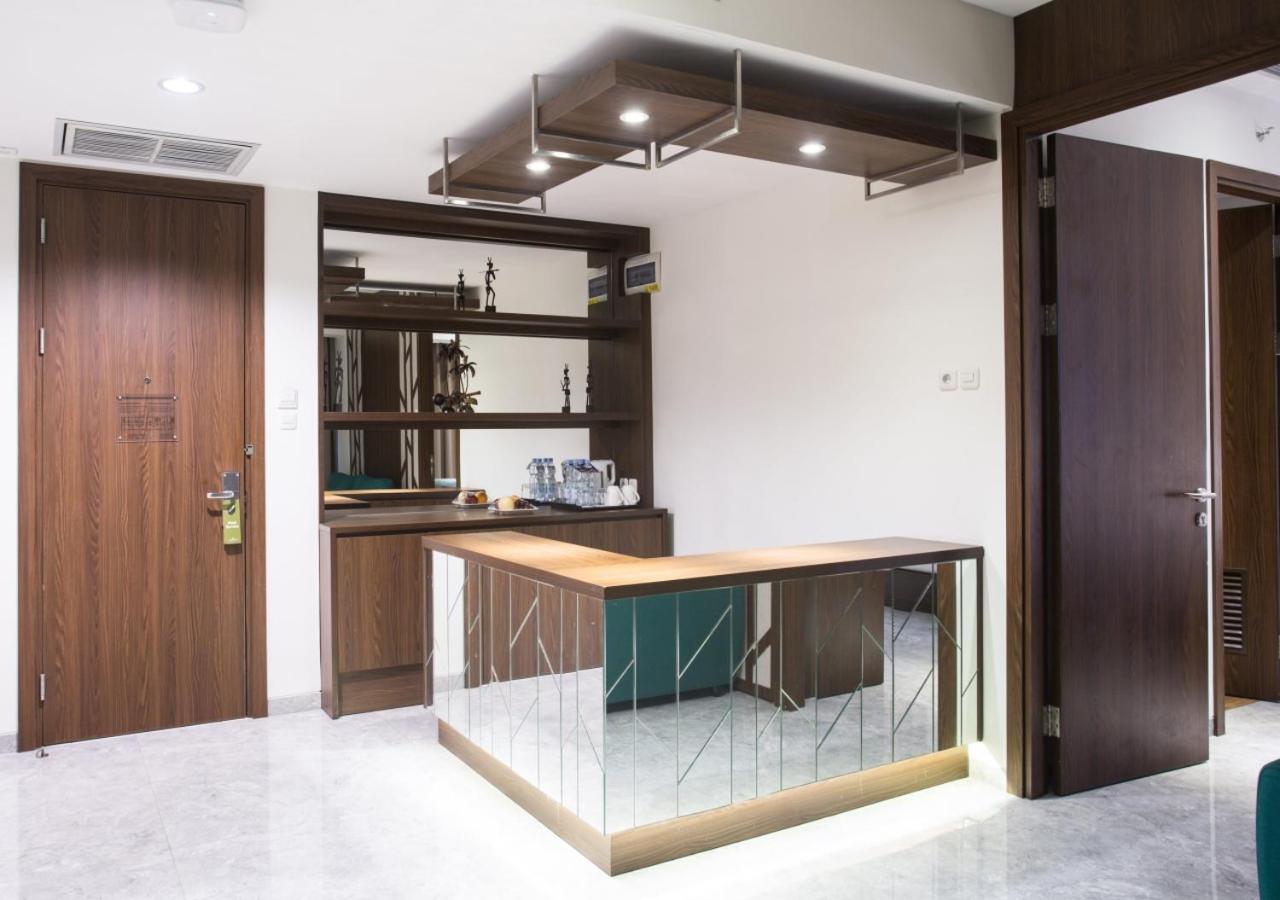 Hotel Santika Premiere Ambon Eksteriør billede