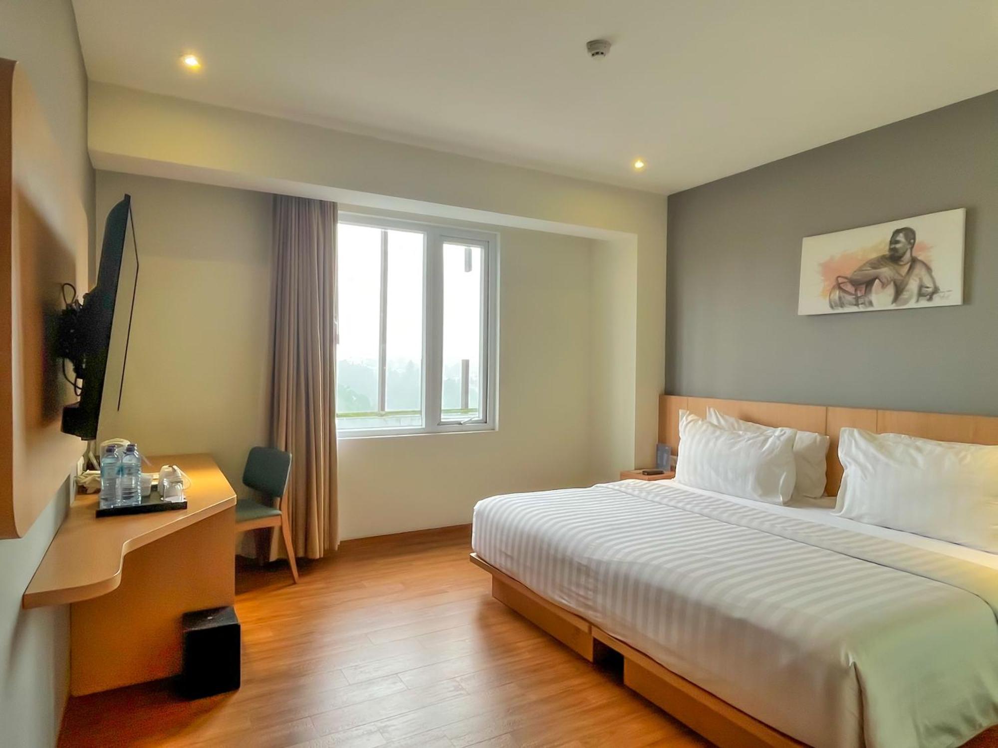 Hotel Santika Premiere Ambon Eksteriør billede